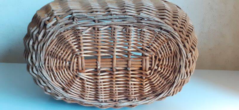 Vintage wicker oval basket