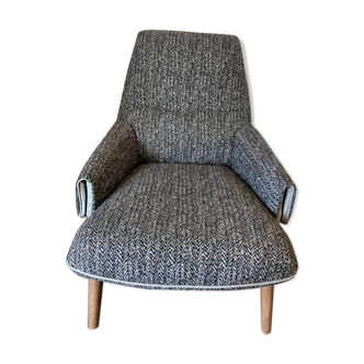 NATUZZI fabric seat