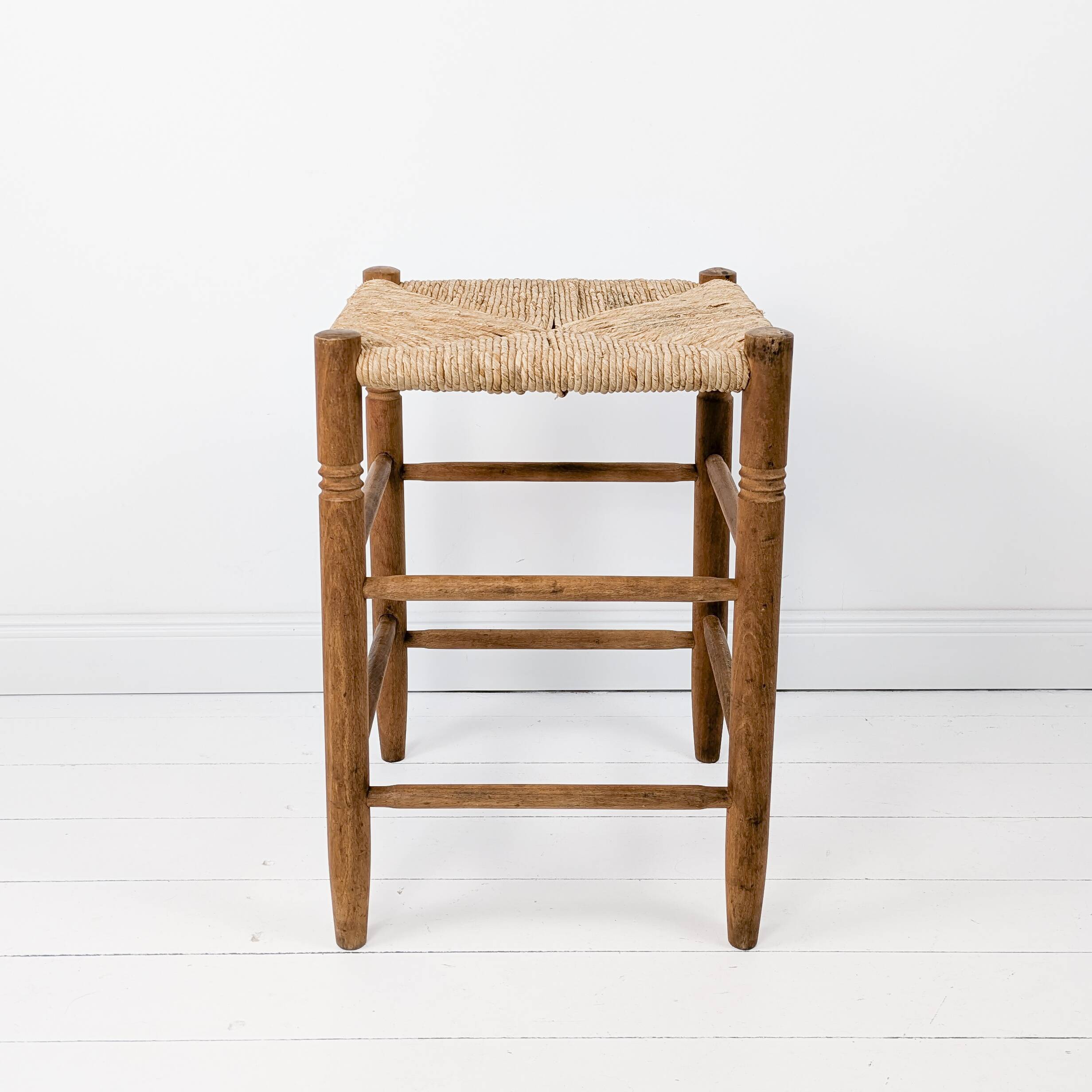 Tabouret Mid Century Rustique Campagne Vintage Jonc tressé Jonc Tabouret en