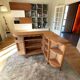 Etagère d’angle vintage en bois – esprit campagne chic