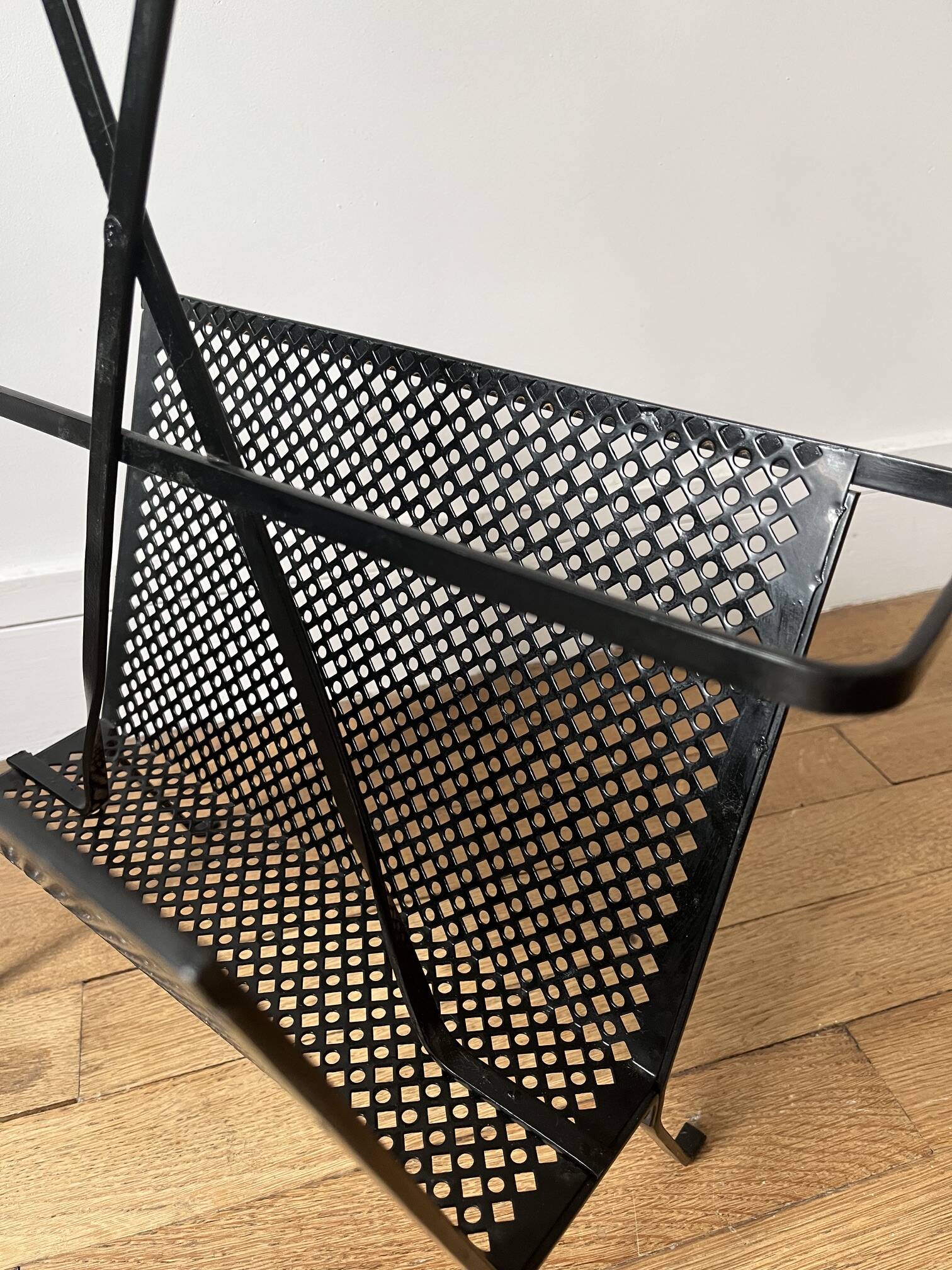 Magazines rack Matégot