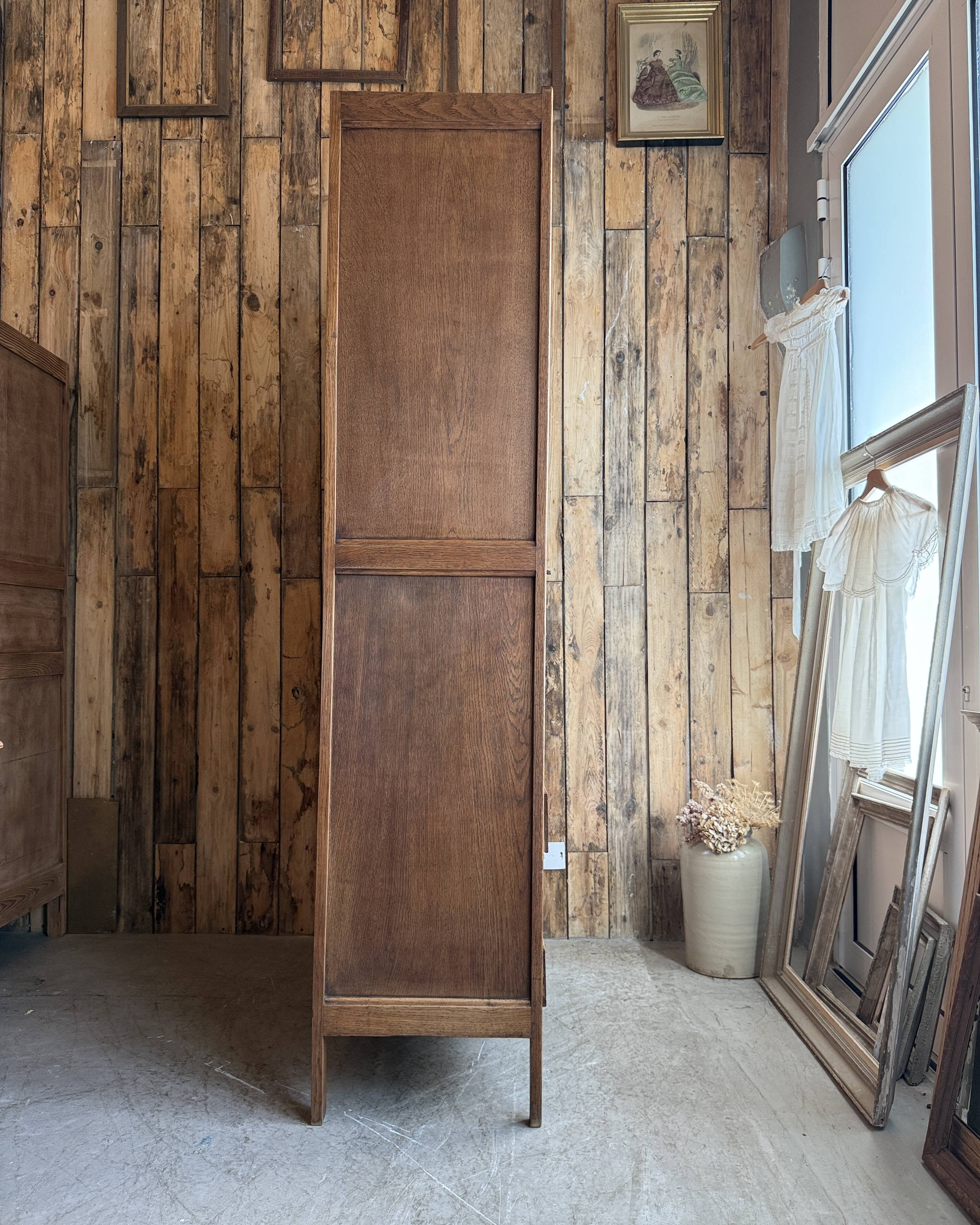 Large Art Deco oak wardrobe (renovated)