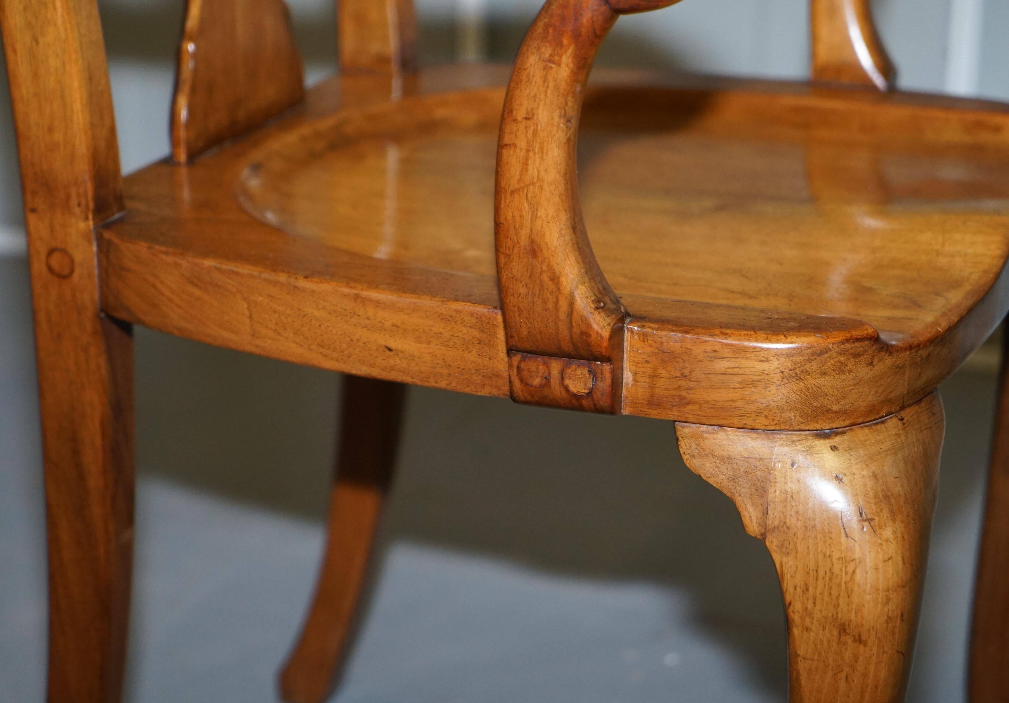 Victorian Howard & Son walnut office chair with stamp.