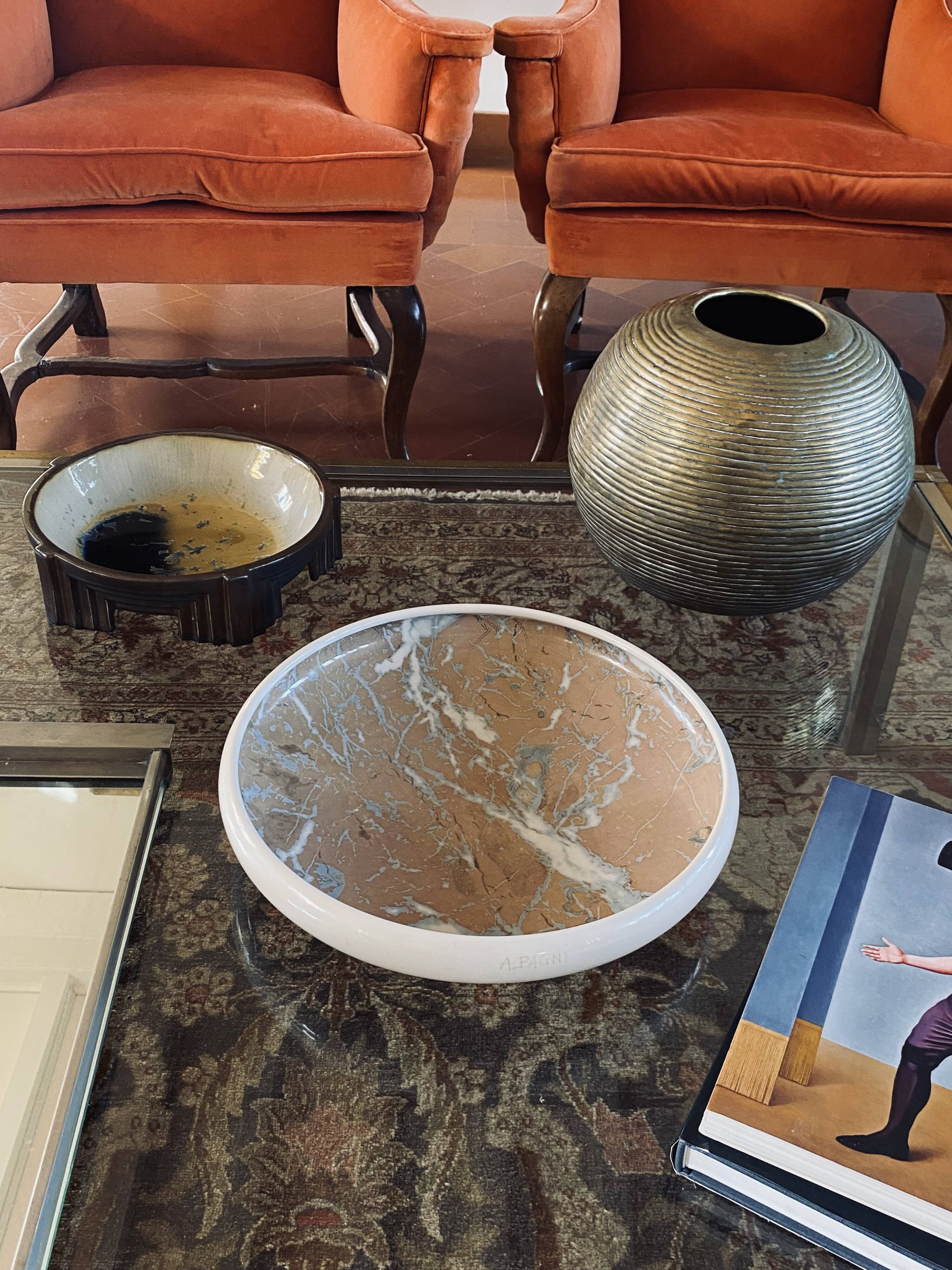 Alvino Bagni, white marbled ceramic centerpiece / vide poche, ca. 1970