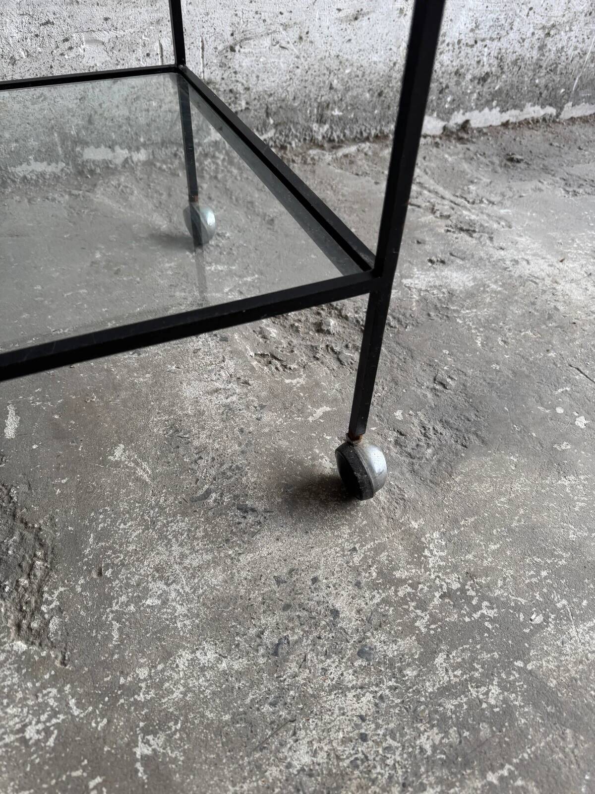 Herbert Hirche black metal side table with chrome tubular frame and laminated top, Bauhaus 1950s