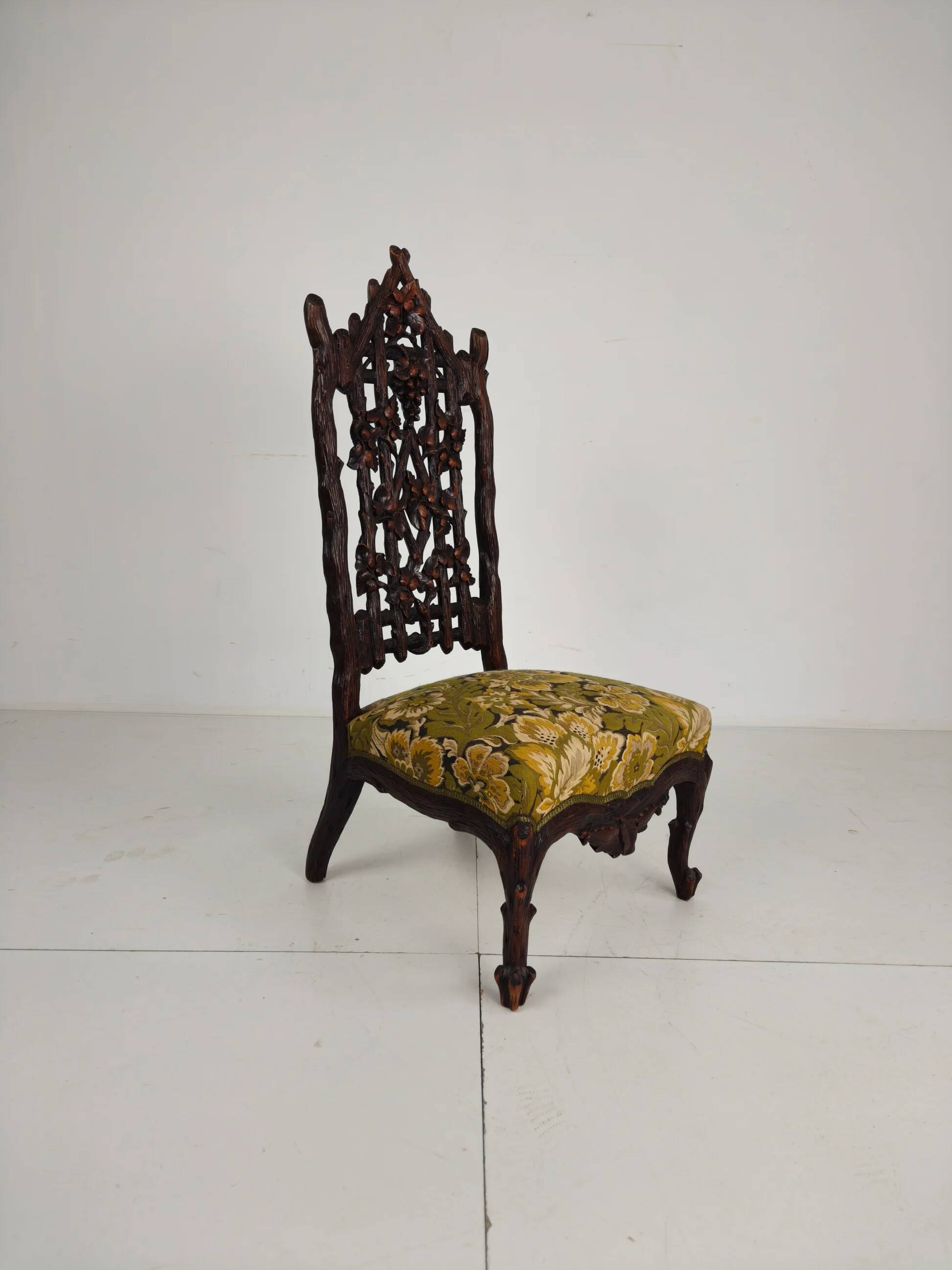 Belles chaises de la Forêt-Noire du XIXe siècle – sculpture exceptionnelle