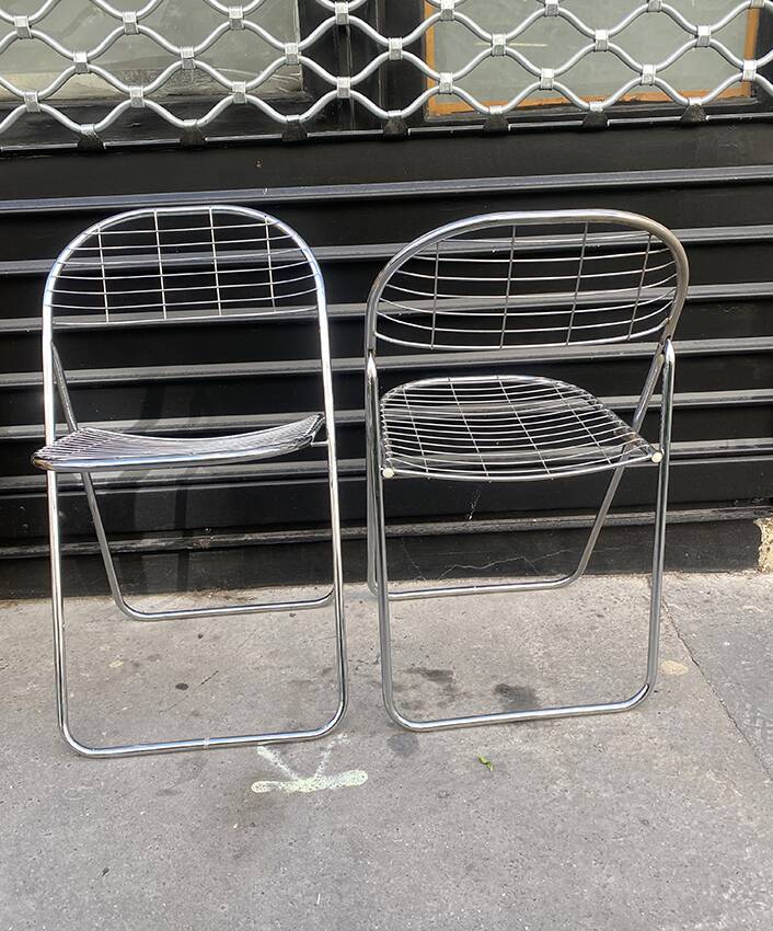 Pair of Niels Gammelgaard (?) "aland" mesh folding chairs, chrome, 1970