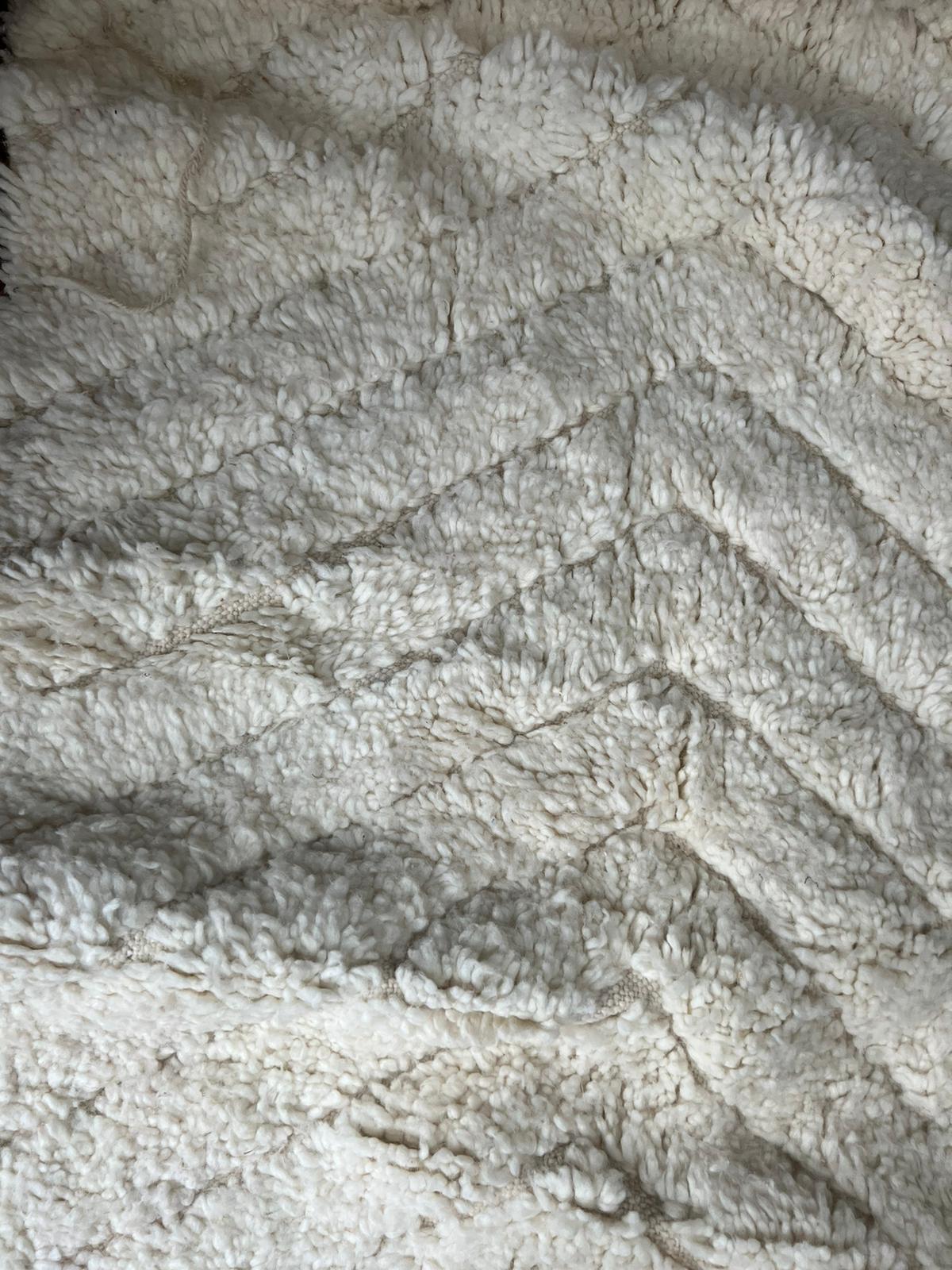 Berber carpet 2m4x1m45