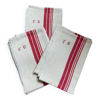 3 monogrammed tea towels in thick vintage mixed fabric, new condition