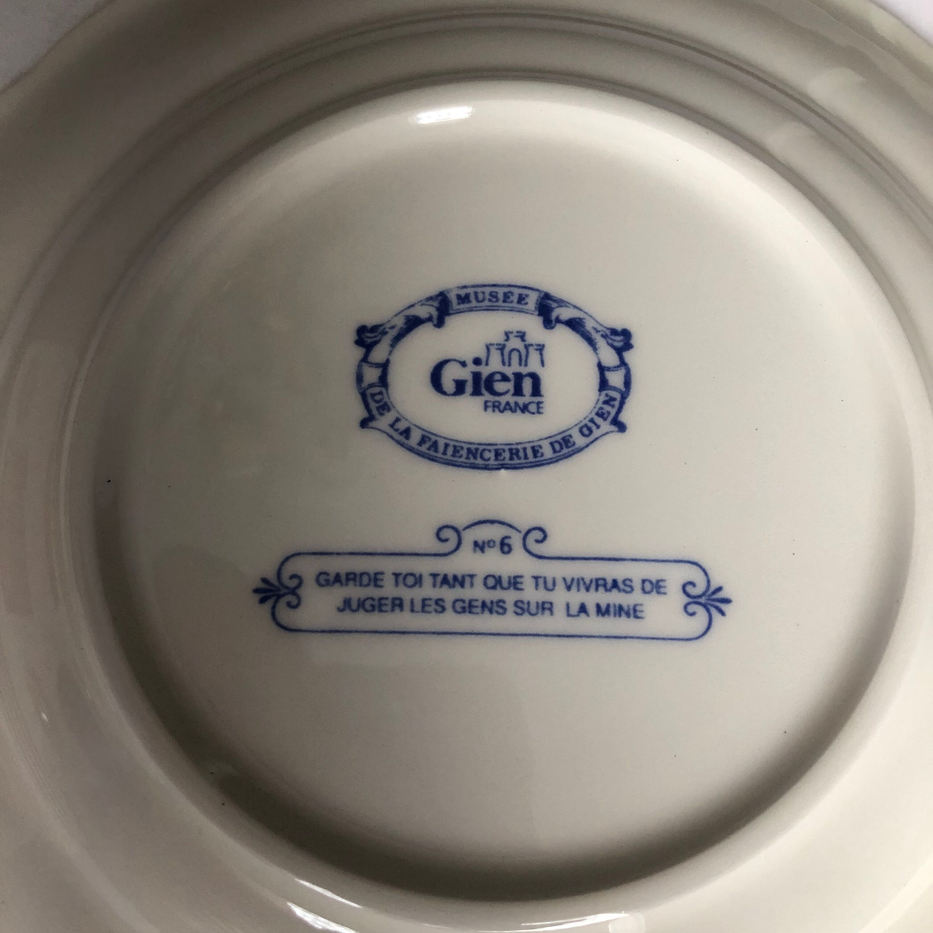 Ensemble de 6 assiettes en faïence de Gien