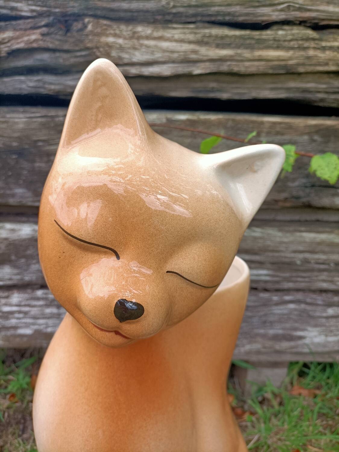 Ceramic cat umbrella stand