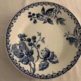 Series of 6 old flat plates in blue earthenware from Gien Iron Earth mature model