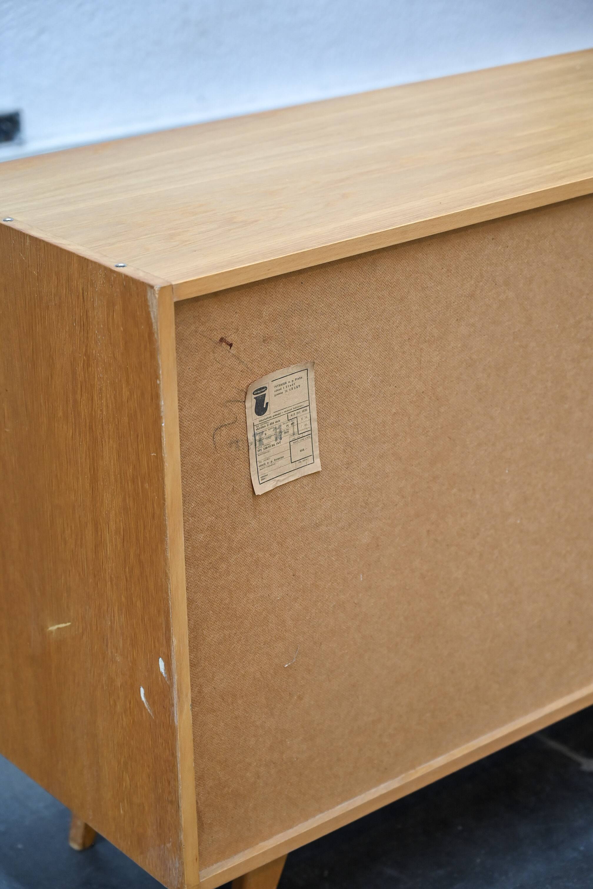 Jiroutek buffet with sliding doors