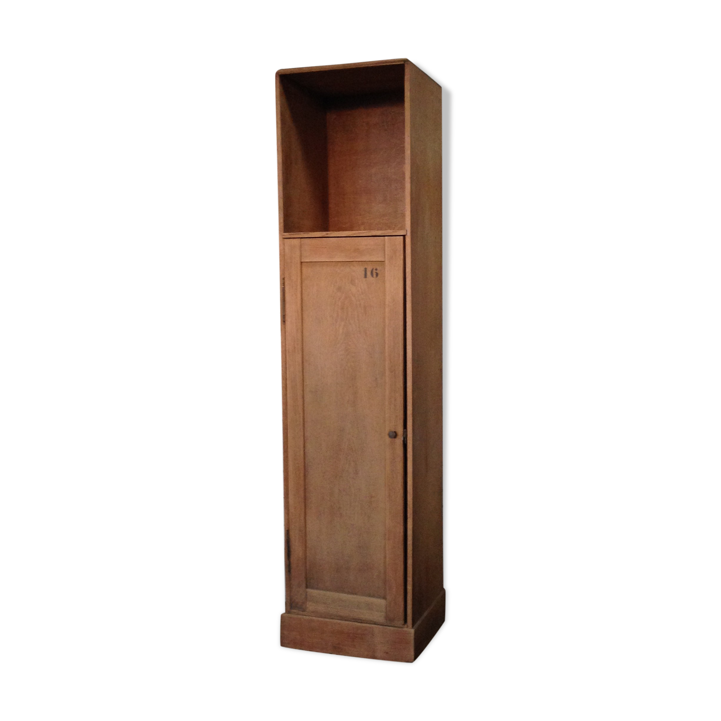Column sorter, 1 door, raw oak