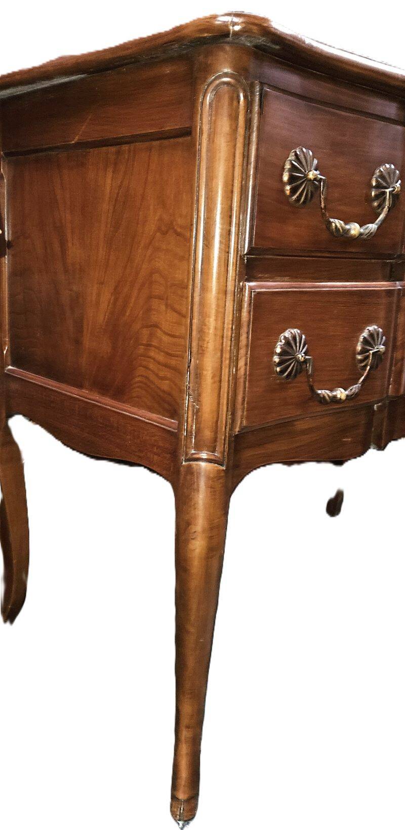 Small 2-Drawer Chest of Drawers