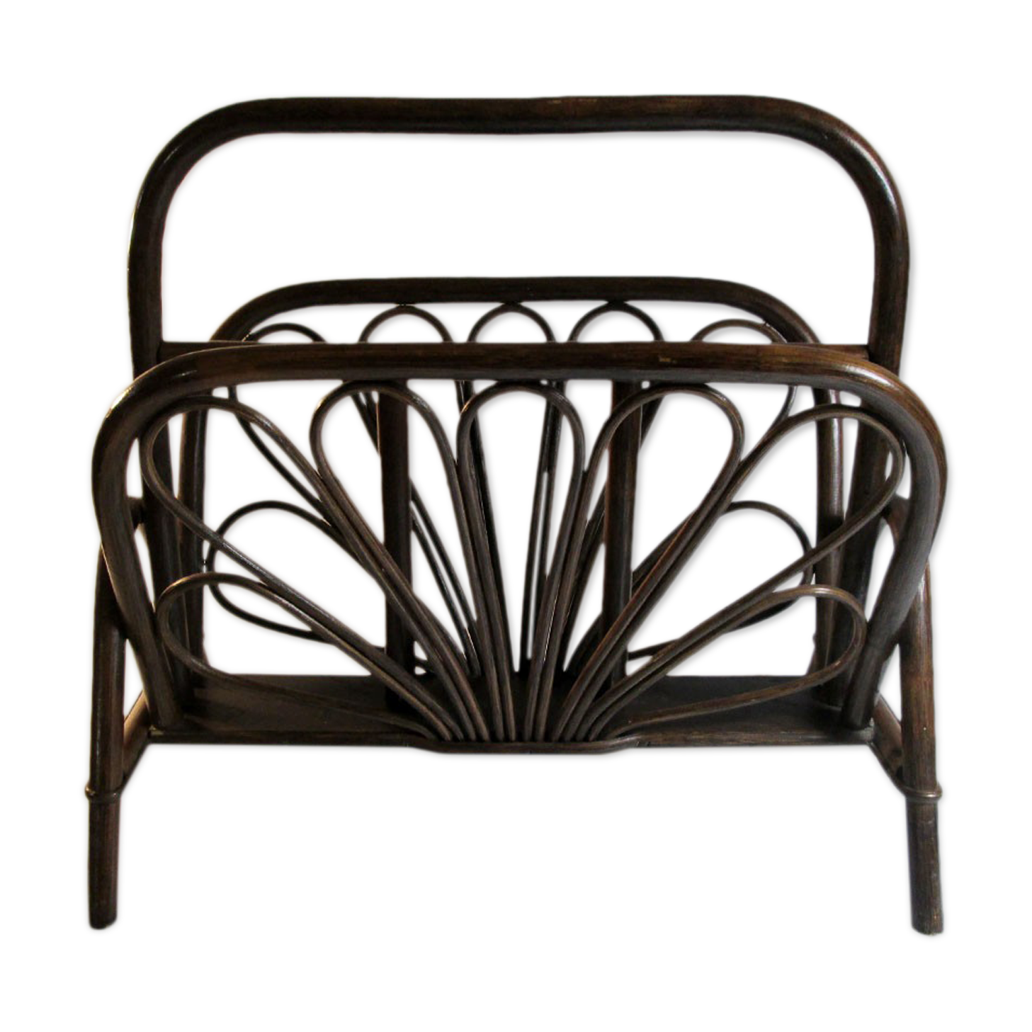 Rattan magazine holder