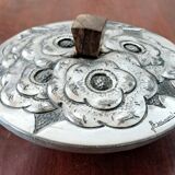 Tin Bonbonnière. Art Deco. Signed René Delavan.