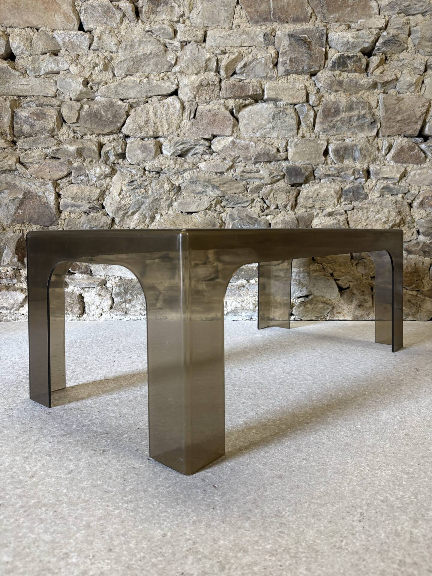 Table basse rectangulaire en plastique moulé, 1970