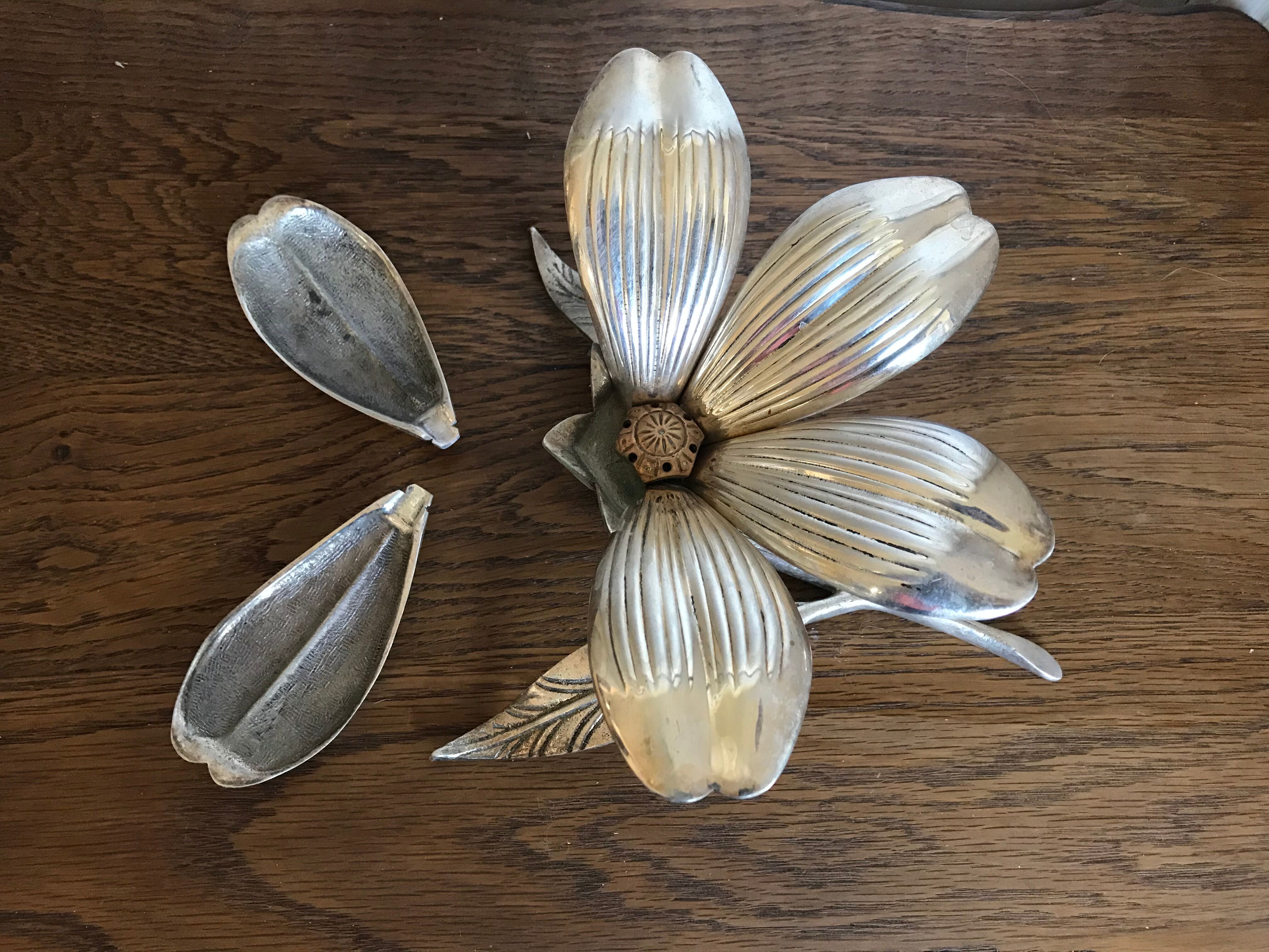 Vintage silver metal flower ashtray