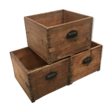 Batch of 3 wooden crates with handles
