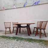 Table à manger et ses 4 chaises