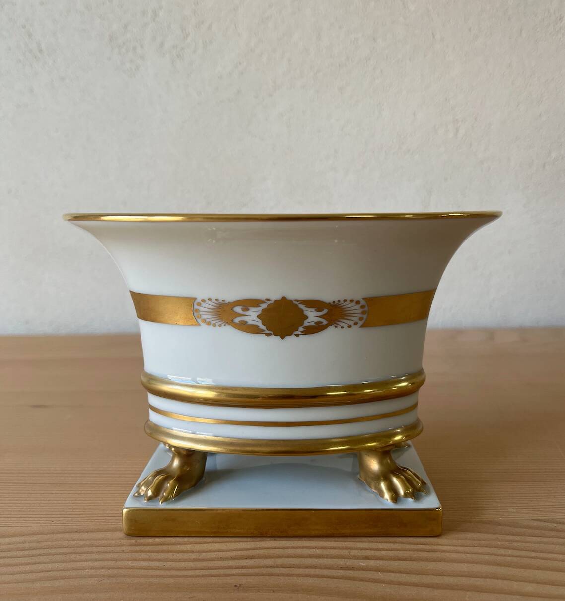 Ancient vase or planter in Porcelain HEREND-HUNGARY