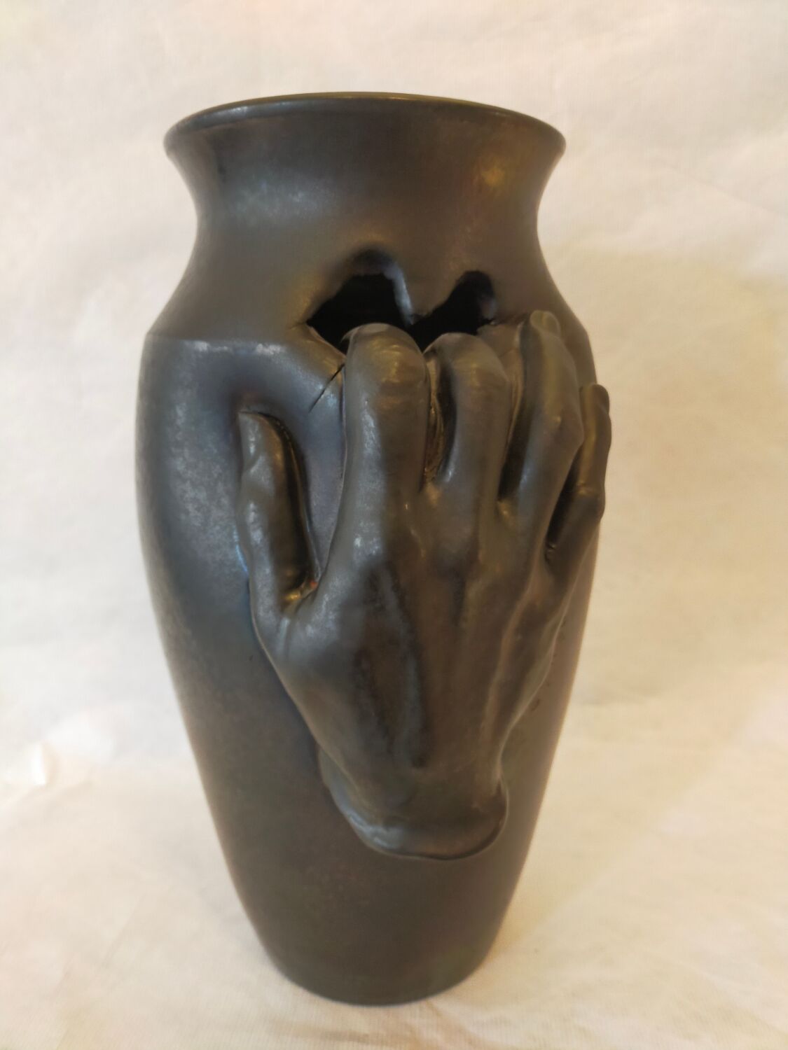 Vase en céramique, circa 50/60, signé