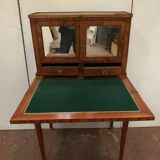 Bureau de dame en bois de rose de style Louis XVI XIX siècle