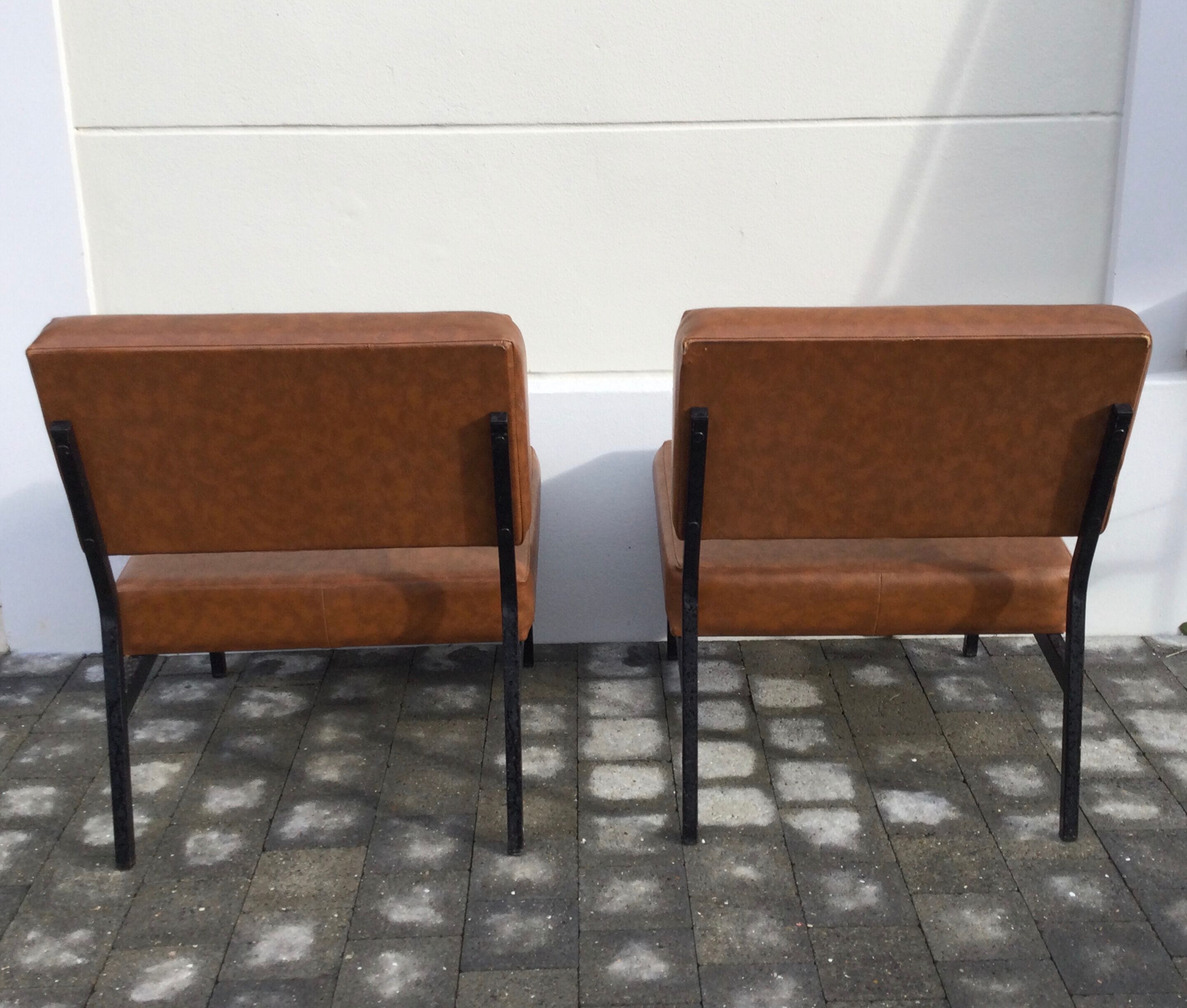 Pair of skai and black metal heaters