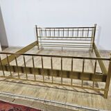 Luxurious Brass Bed Frame in Glamorous / Vintage Style