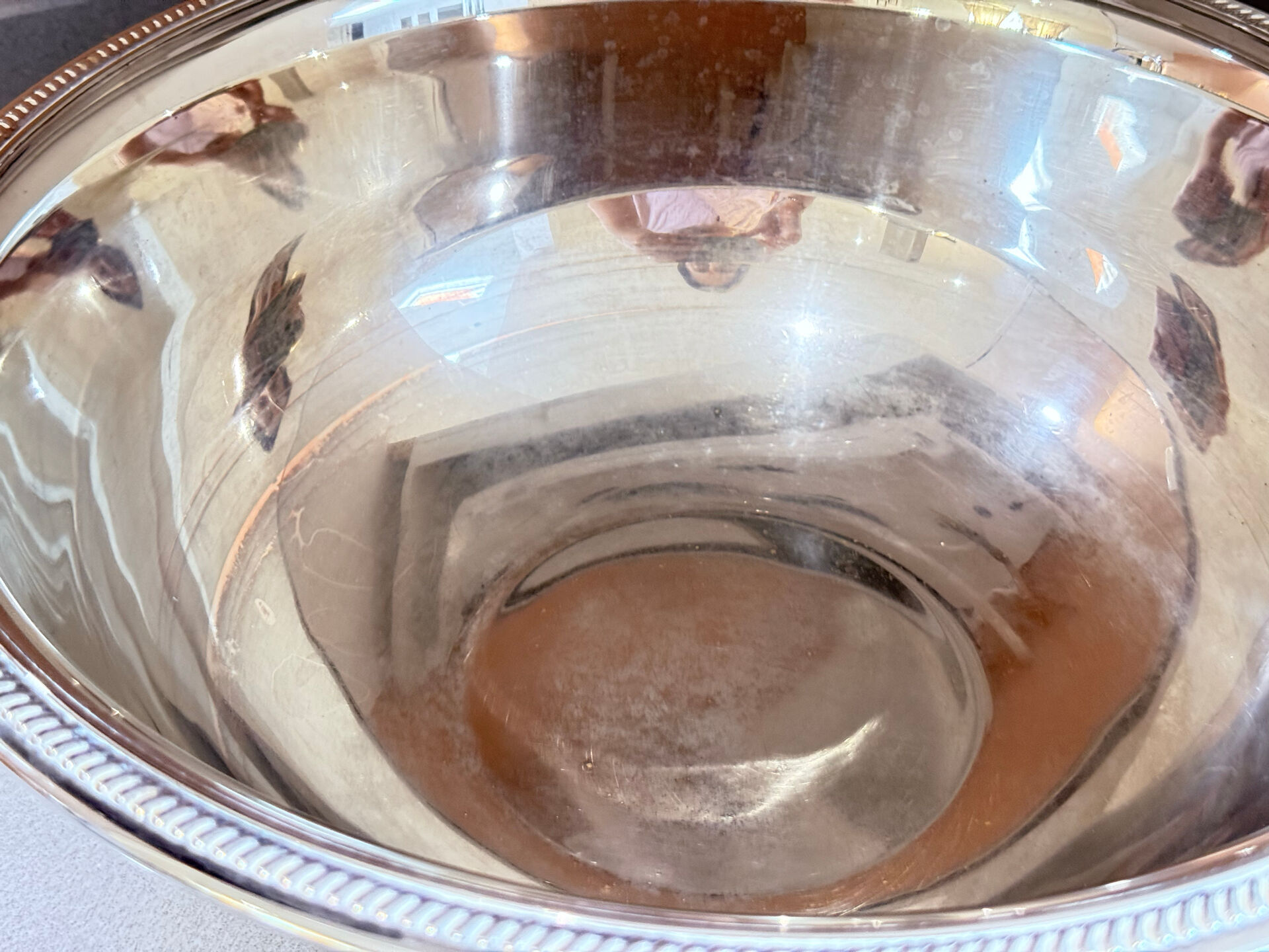 Large Luxury Silver Plated Champagne Ice Bucket / Wine Cooler on Pedestal