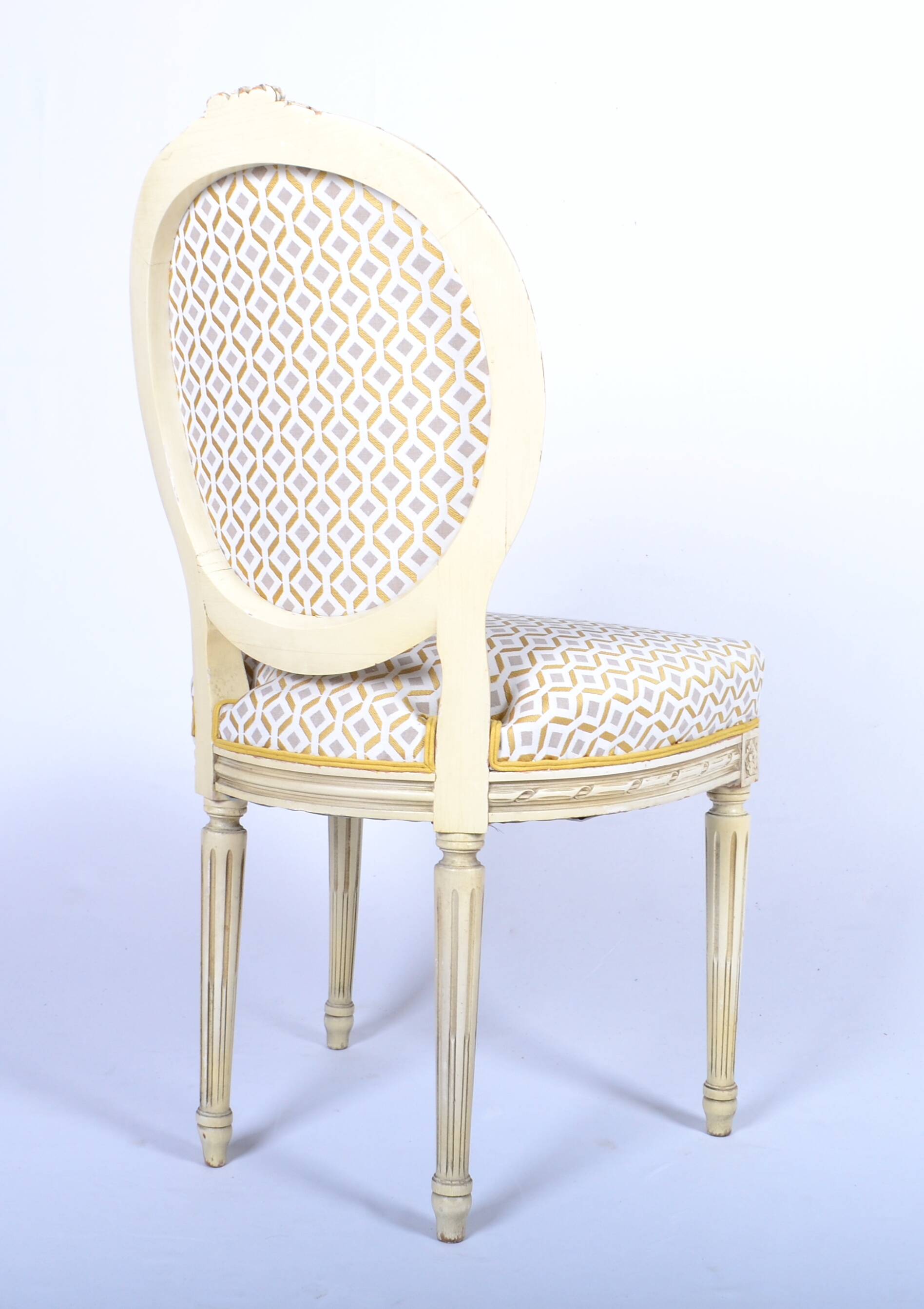 LouisXVI style medallion chair