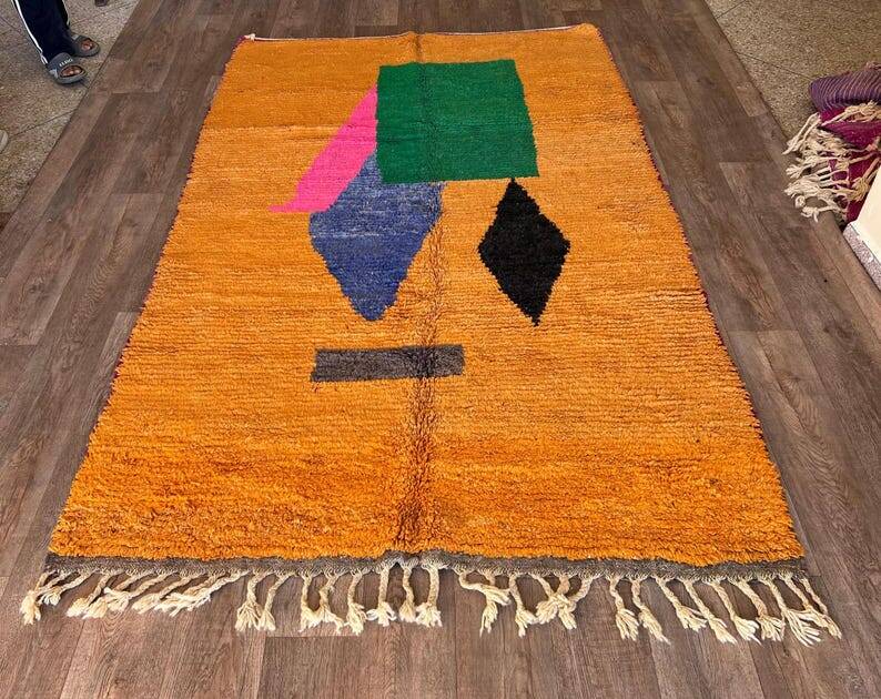 Handmade Moroccan rug 250cm x 150cm