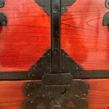 Japanese lacquered chest of drawers