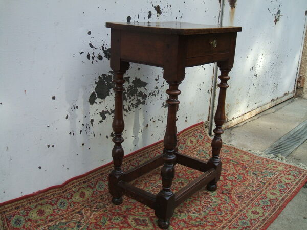 Table de salon louis xiii