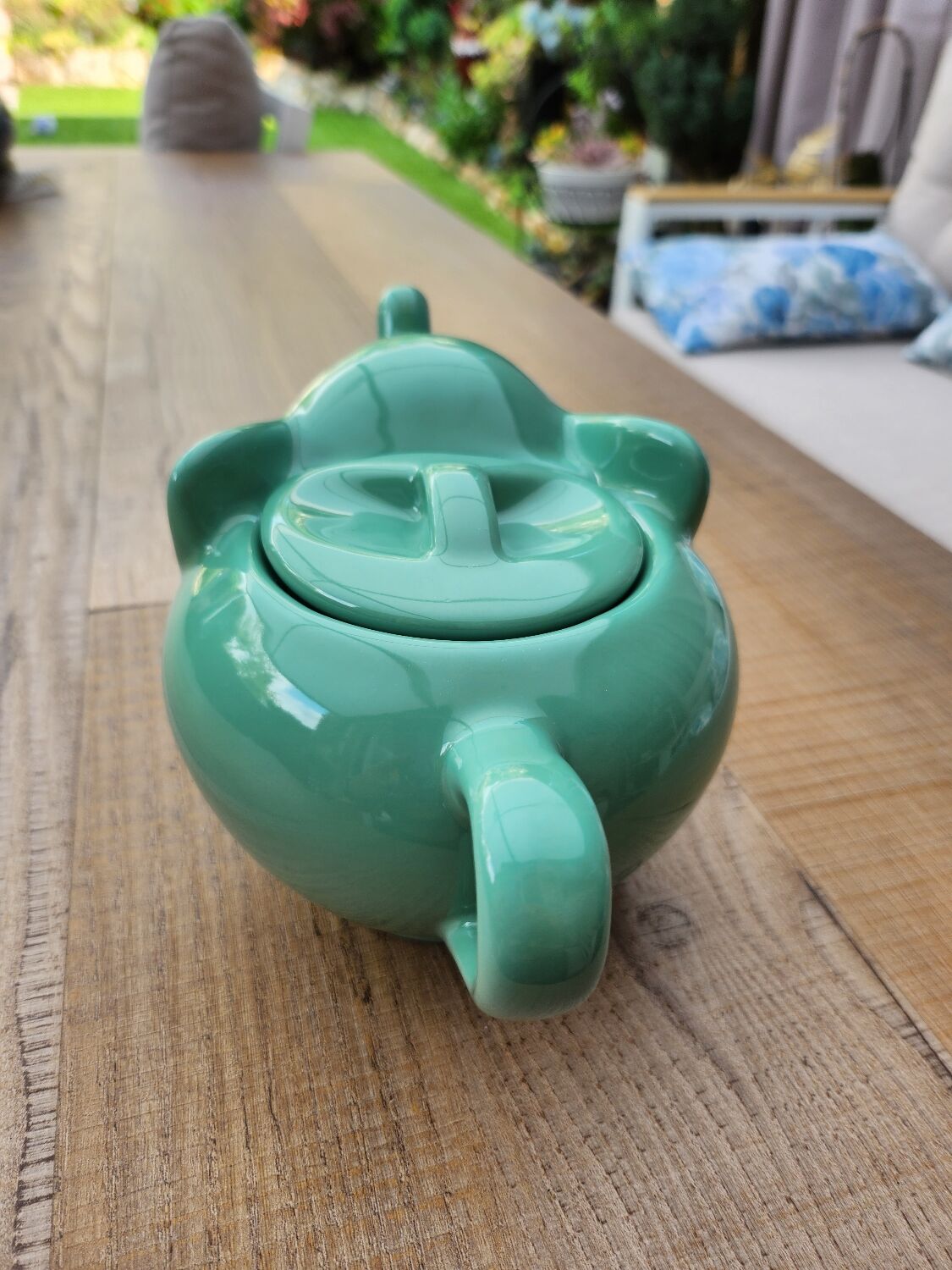 Elephant teapot