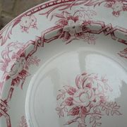 Hollow plate Sarreguemines model Cérès decorated with pink flowers Terre de Fer