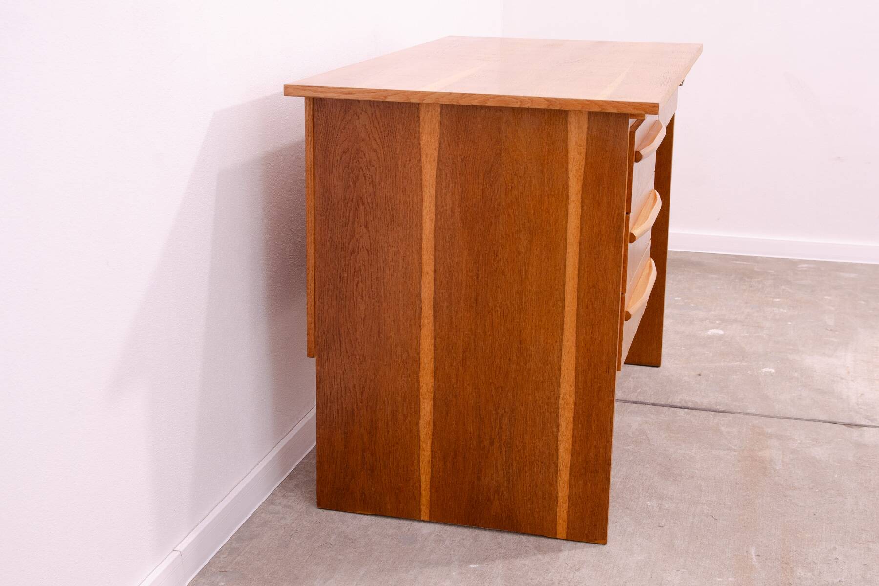 Bureau pour femme du milieu du siècle entièrement restauré, années 1970, Tchécoslovaquie
