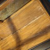 Vitrine ancienne sur pieds
