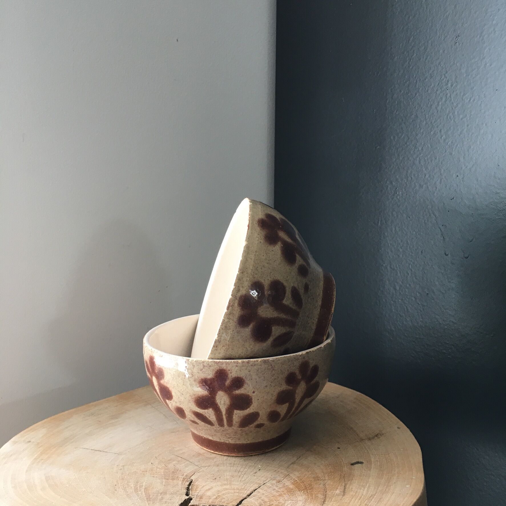 Lot 2 bowls floral décor