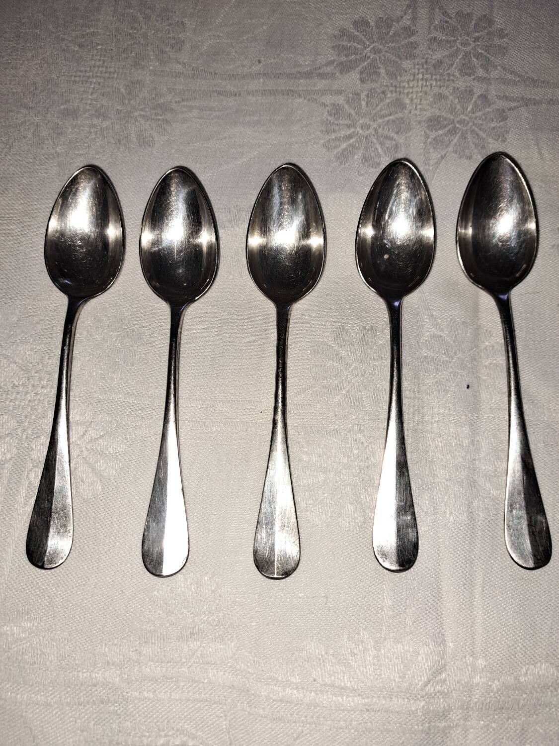 Silver-plated metal spoons. Maison Christofle.
