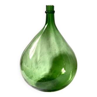 Old Lady Joan in green glass