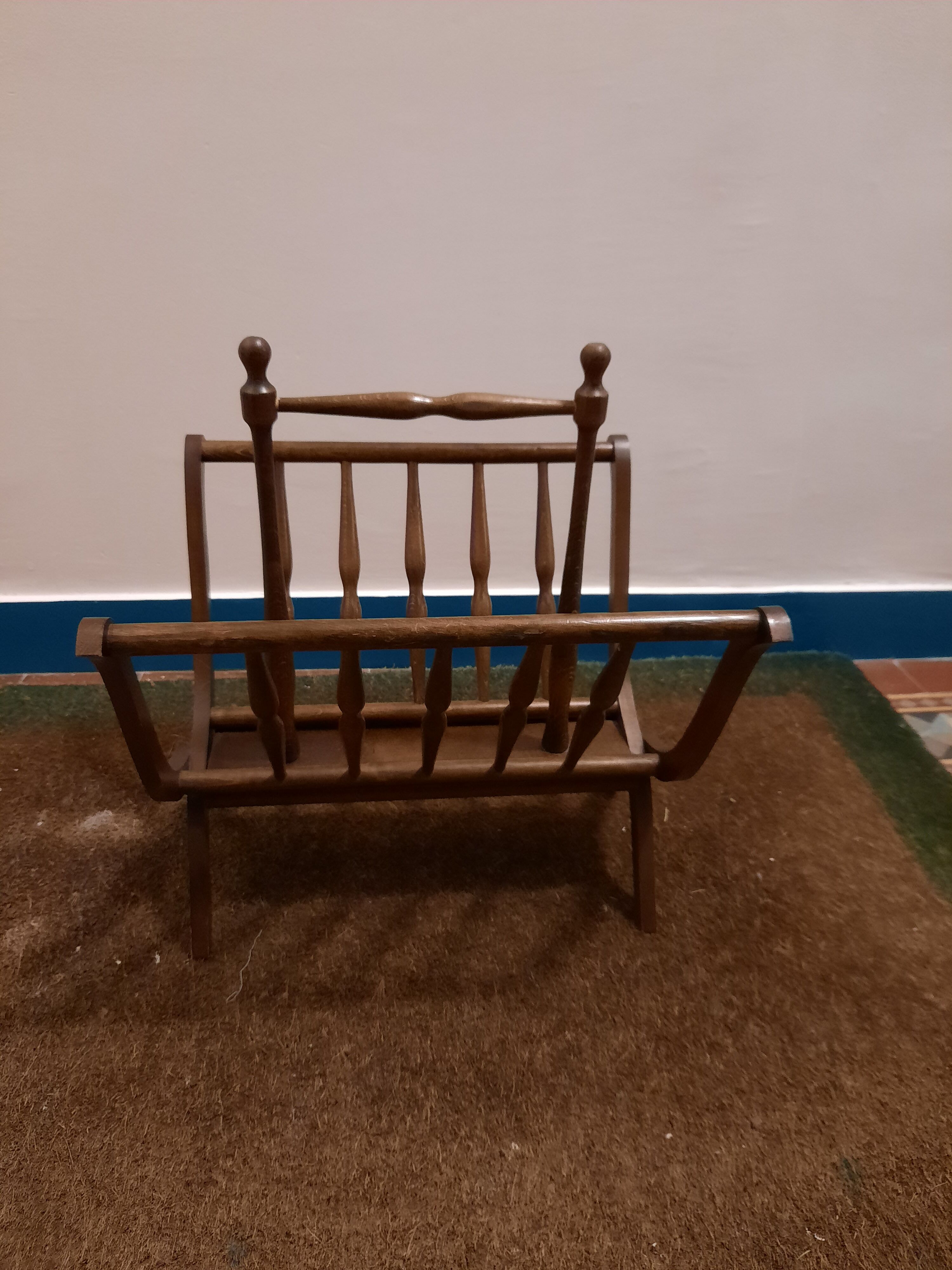 Vintage magazine holder