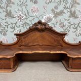Shabby chic shelf
