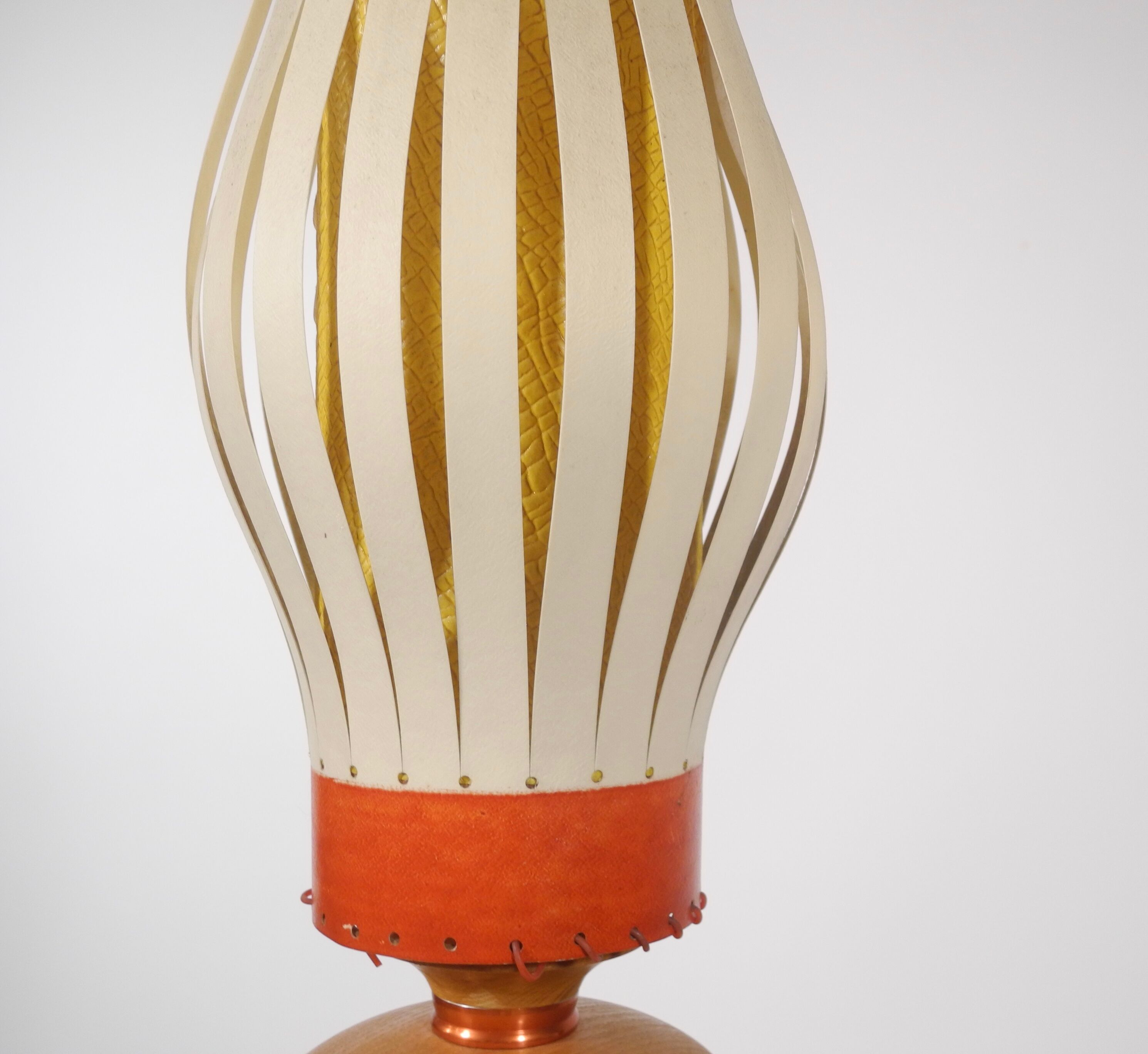 Lampe de table tripode, France 1950