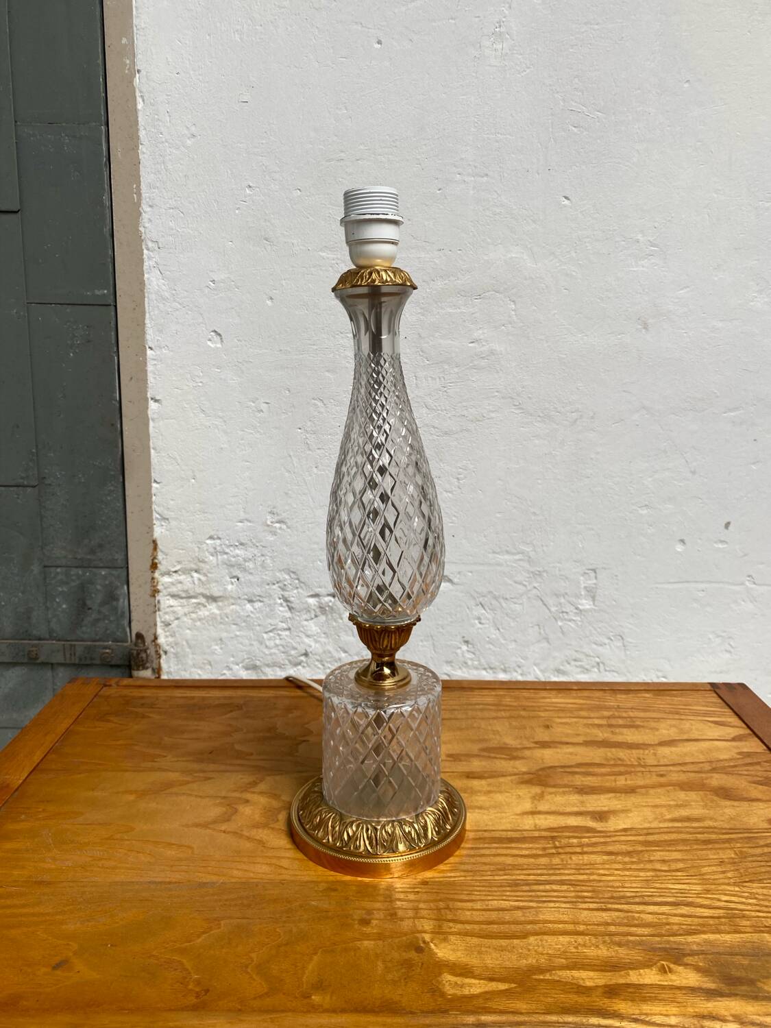 Glass table lamp with brass