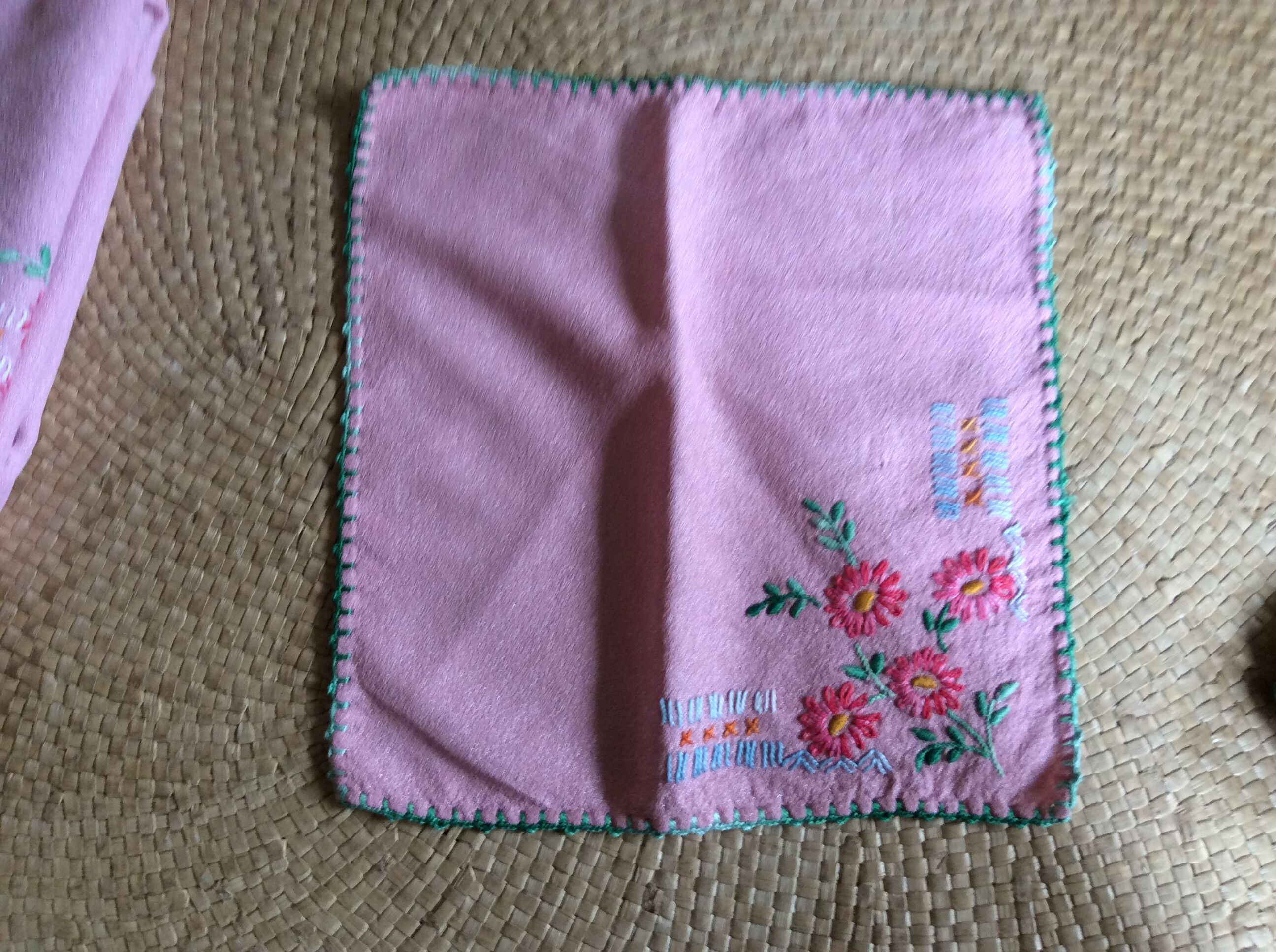 Embroidered tablecloth and 3 towels