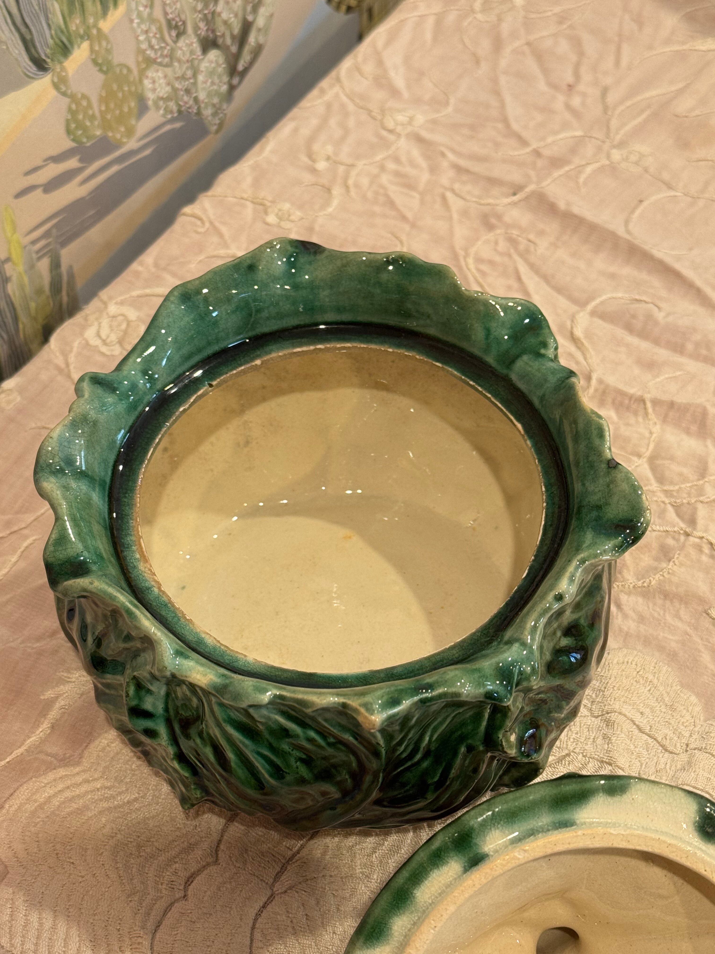 Pot en barbotine style baroque