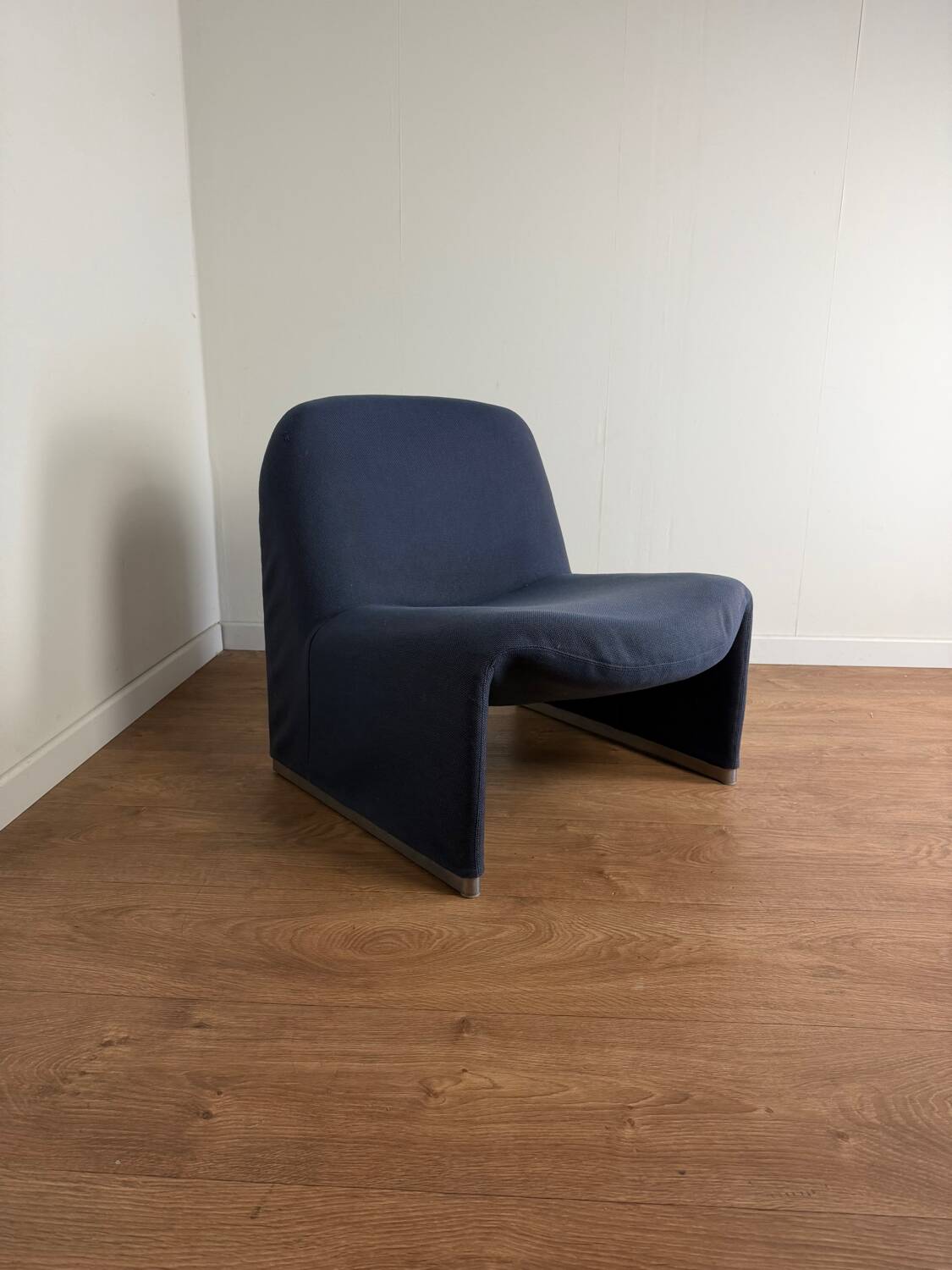 Alky armchair – Giancarlo Piretti for Anonima Castelli – 1970s