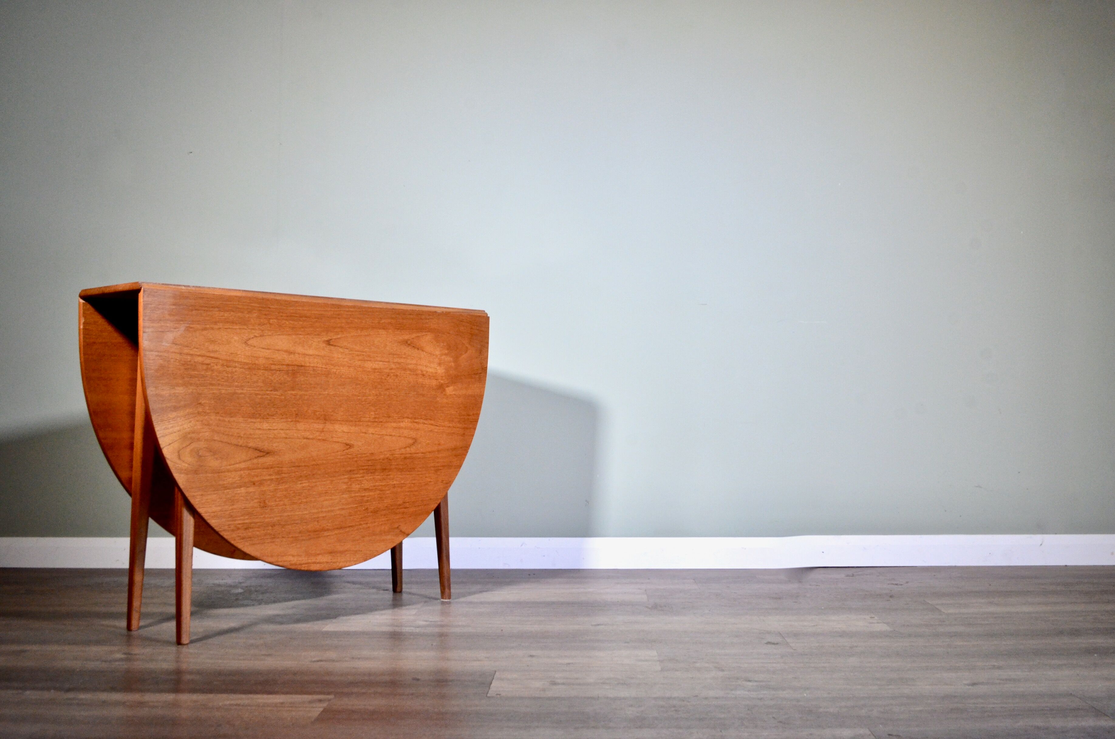 Vintage Midcentury Drop Leaf Teak Table. Delivery. Modern/ Retro / Danish style.